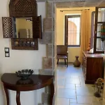 펜션 Butterfly Rhodes Old Town House