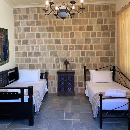 Butterfly Rhodes Old Town House Будинок відпочинку