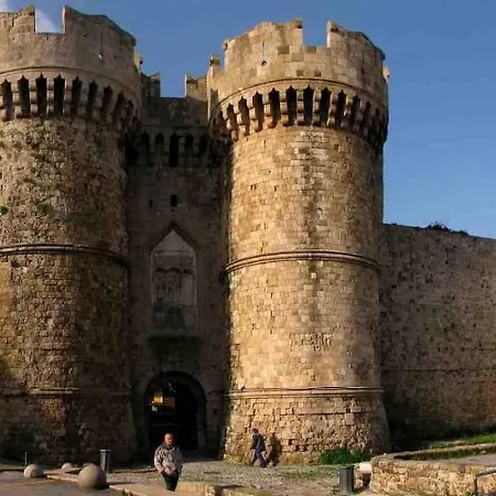 Butterfly Rhodes Old Town House *