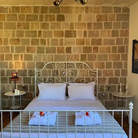 Butterfly Rhodes Old Town House *